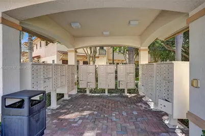 6079 Grand Cypress Cir W, Coconut Creek, FL 33073 - Photo 45