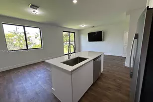854 SW 1st St, Florida City, FL 33034 - Photo 11