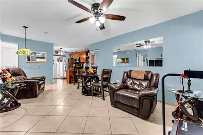 2765 W 61st Pl #103, Hialeah, FL 33016 - Photo 35
