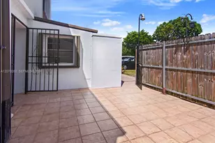 2524 SW 122nd Ct, Miami, FL 33175 - Photo 5