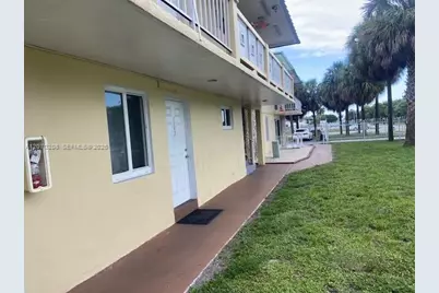 505 NW 177th St #101, Miami Gardens, FL 33169 - Photo 3