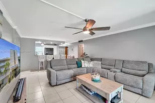 325 SE 11th Terrace, Dania Beach, FL 33004 - Photo 15