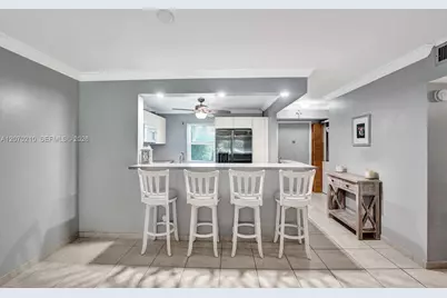 325 SE 11th Ter #107, Dania Beach, FL 33004 - Photo 5
