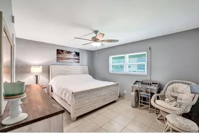 325 SE 11th Ter #107, Dania Beach, FL 33004 - Photo 19