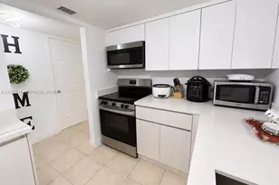 8500 SW 109th Ave, Miami, FL 33173 - Photo 11