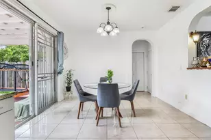 27255 SW 138th Ct, Homestead, FL 33032 - Photo 3