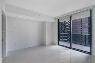 45 SW 9th St, Miami, FL 33130 - Photo 13