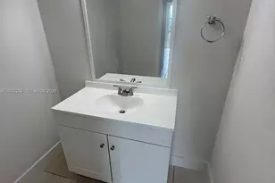 2075 NE 164th St, North Miami Beach, FL 33162 - Photo 7