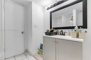 505 S Pine Island Rd, Plantation, FL 33324 - Photo 15