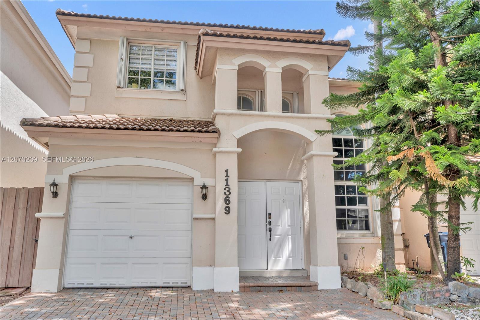 11369 NW 73rd Terrace - 11369 NW 73rd Terrace, Doral, FL 33178 Luxury Property | Jose Angel Pina