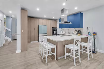 11369 NW 73rd Ter, Doral, FL 33178 - Photo 17