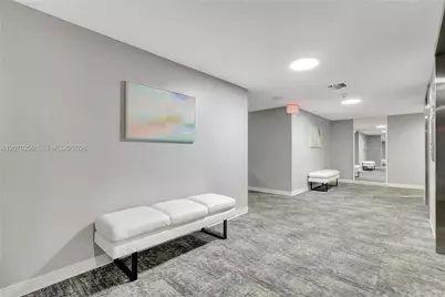20100 W Country Club Dr #403, Aventura, FL 33180 - Photo 9