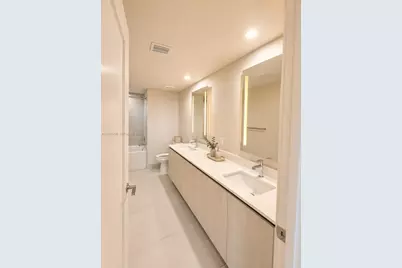 N/A Fort Lauderdale #15, Fort Lauderdale, FL 33311 - Photo 5