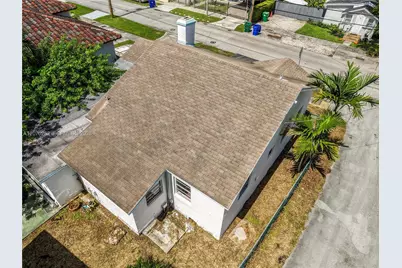 2100 SW 25th St, Miami, FL 33133 - Photo 21