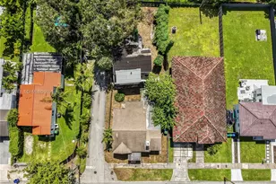 2100 SW 25th St, Miami, FL 33133 - Photo 5