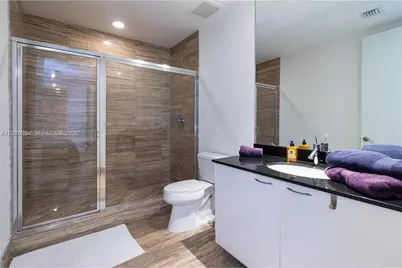 15811 Collins Ave #2103, Sunny Isles Beach, FL 33160 - Photo 9