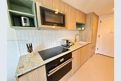 159 NE 6 Street #3108, Miami, FL 33132 - Photo 3