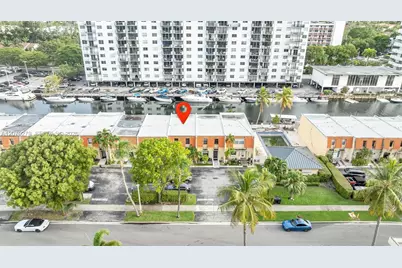 3690 NE 167th St #34, North Miami Beach, FL 33160 - Photo 43