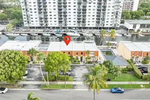 3690 NE 167th St, North Miami Beach, FL 33160 - Photo 43