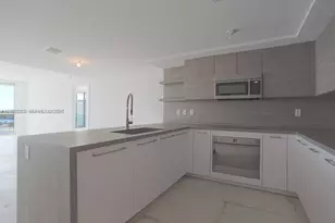 400 Sunny Isles Blvd, Sunny Isles Beach, FL 33160 - Photo 3