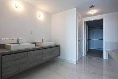 400 Sunny Isles Blvd #806, Sunny Isles Beach, FL 33160 - Photo 5