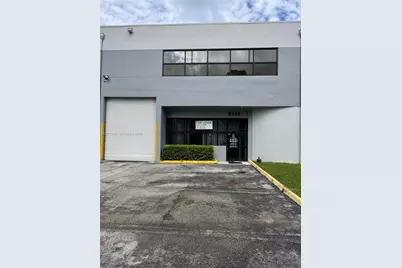 2310 NW 102nd Pl, Doral, FL 33172 - Photo 1