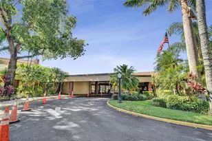 9461 Sunrise Lakes Blvd, Sunrise, FL 33322 - Photo 41