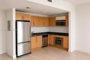 300 S Biscayne Bl, Miami, FL 33131 - Photo 3