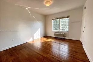 743 15th St, Miami Beach, FL 33139 - Photo 1