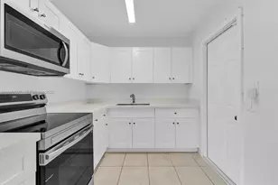 551 NW 30th Terrace, Fort Lauderdale, FL 33311 - Photo 7