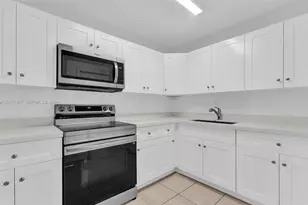 551 NW 30th Terrace, Fort Lauderdale, FL 33311 - Photo 9