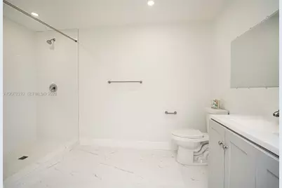 20720 NW 34 Avenue #2, Miami Gardens, FL 33056 - Photo 15