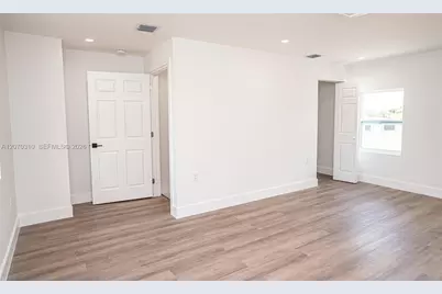 20720 NW 34 Avenue #2, Miami Gardens, FL 33056 - Photo 5