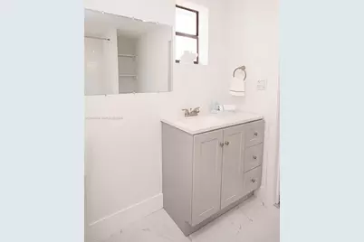 20720 NW 34 Avenue #2, Miami Gardens, FL 33056 - Photo 7