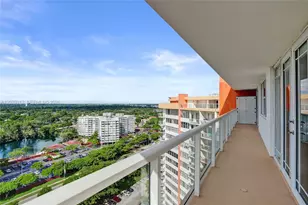 1351 NE Miami Gardens Dr, Miami, FL 33179 - Photo 23