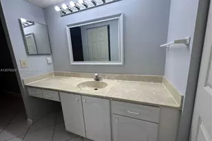 9755 Westview Dr, Coral Springs, FL 33076 - Photo 9