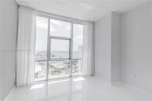 851 NE 1st Ave, Miami, FL 33132 - Photo 15