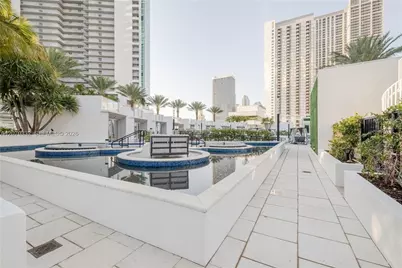 851 NE 1st Ave #3911, Miami, FL 33132 - Photo 45