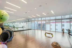 851 NE 1st Ave, Miami, FL 33132 - Photo 33