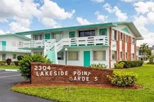 2304 Lake Osborne Dr, Lake Worth, FL 33461 - Photo 11