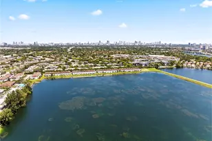 20576 NE 5th Pl, Miami, FL 33179 - Photo 37