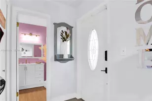 7690 NW 16th Ct, Pembroke Pines, FL 33024 - Photo 3