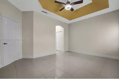 1282 NW 171st Ter, Pembroke Pines, FL 33028 - Photo 13