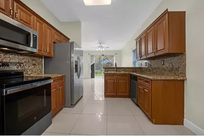 1282 NW 171st Ter, Pembroke Pines, FL 33028 - Photo 9