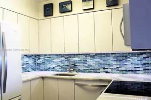 1500 Bay Rd, Miami Beach, FL 33139 - Photo 15