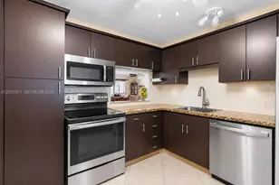 3170 Holiday Springs Blvd, Margate, FL 33063 - Photo 3