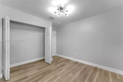 425 NW 17th St, Homestead, FL 33030 - Photo 29