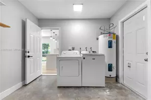 425 NW 17th St, Homestead, FL 33030 - Photo 31
