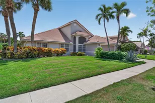 7318 Amber Falls Ln, Boynton Beach, FL 33437 - Photo 5