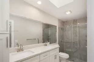 1404 Silverleaf Oak Ct, Palm Beach Gardens, FL 33410 - Photo 7